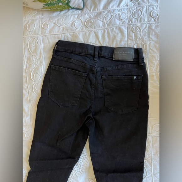 Size 6/28 Lucky Brand Black High Rise Skinny Bridgette Cropped Jeans - Picture 5 of 6